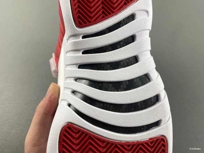 Rep 12 Jordan Alternate Air 130690-600 0715
